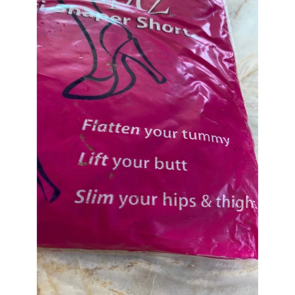 Sculptz Multi-Shaper Shortz Silkies Nude Tummy Control Butt Lift Shapewear Small